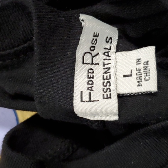 M,L Homegirl Society & Faded Rose Essentials S/S Tshirt - Picture 4 of 4